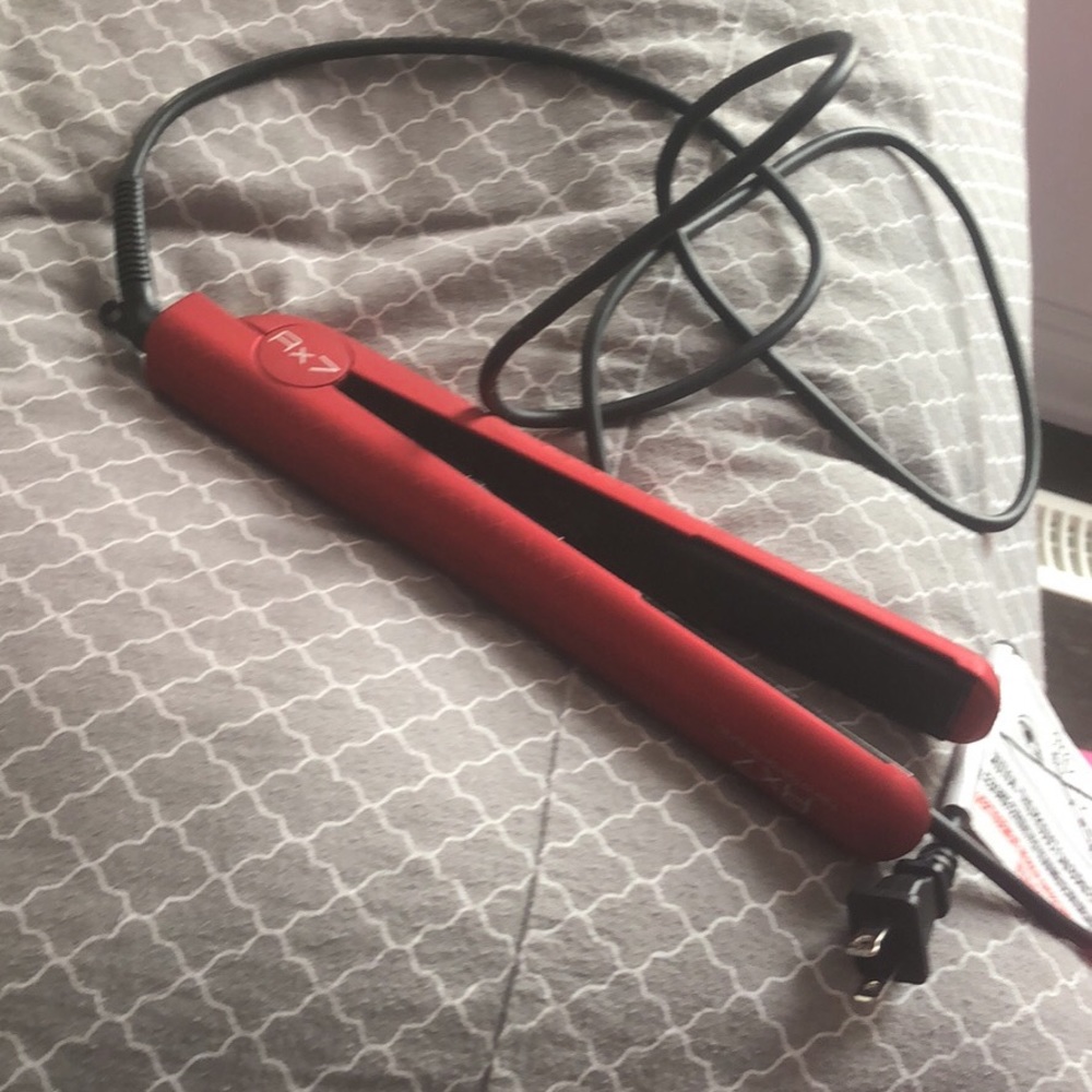 Rx7 red hair straightener